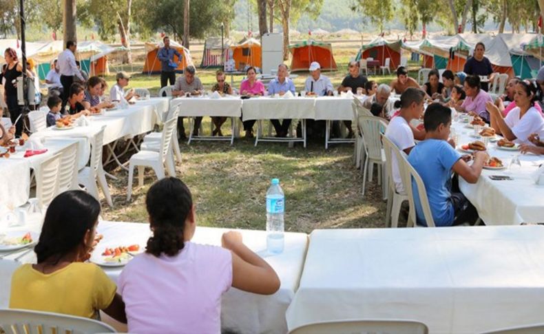 SELENDER üyeleri Pamucak kampında buluştu