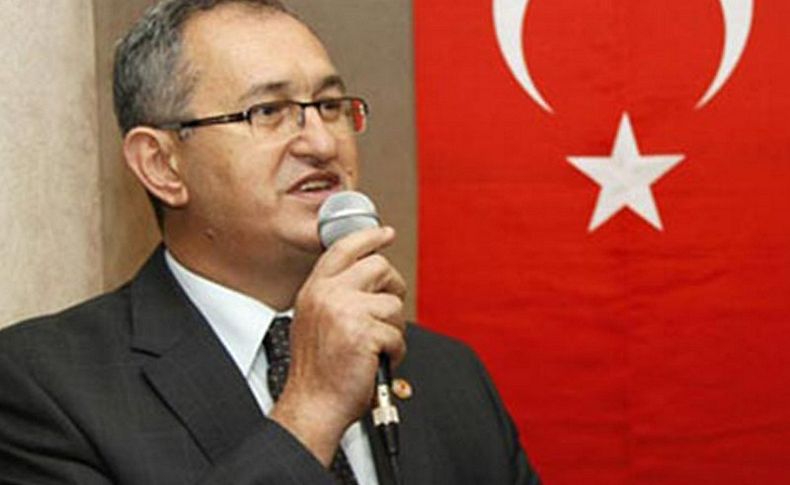 Sertel'den Kurultay'da Kocaoğlu'na övgü: İzmir Türkiye'ye örnek