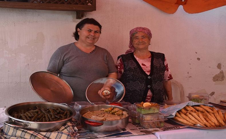 Sığacık pazar yeri ev yapımı ürünlerin adresi oldu