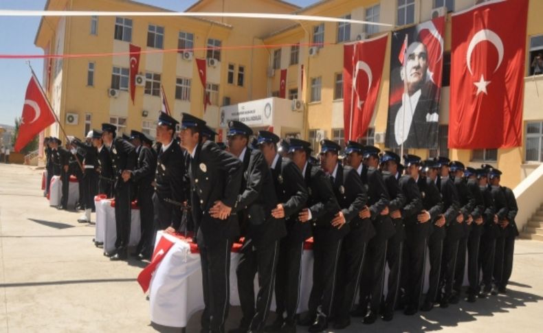 Siirt PMYO'da mezuniyet heyecanı