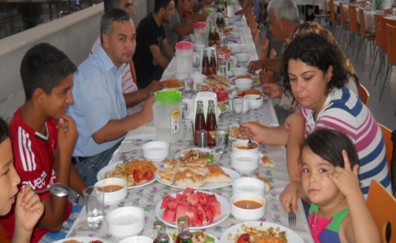 Silifke mezunları iftarda buluştu