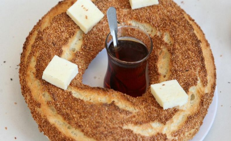 İzmir'de simit ekmek ilgisi