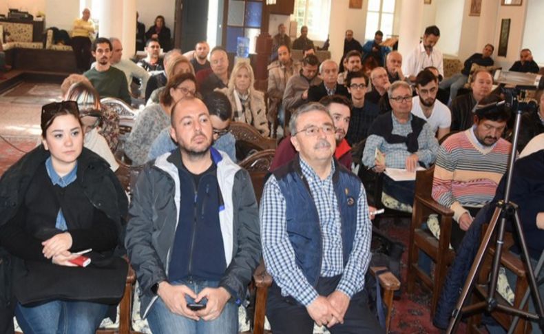 Sinagogda çok kültürlü İzmir semineri