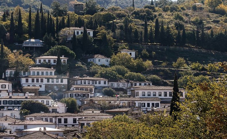 Şirince'de bir garip hikaye... Dilek havuzuna atılan paralar için kamulaştırmaya gidildi...