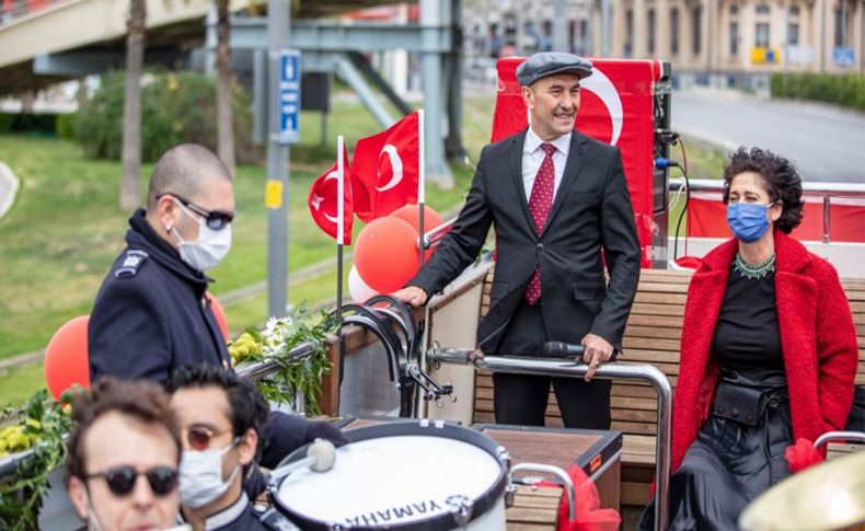 Sosyal medya yıkıldı! Gündem: Soyer ve İzmir