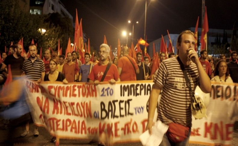 Suriye'ye operasyon ihtimali protesto edildi