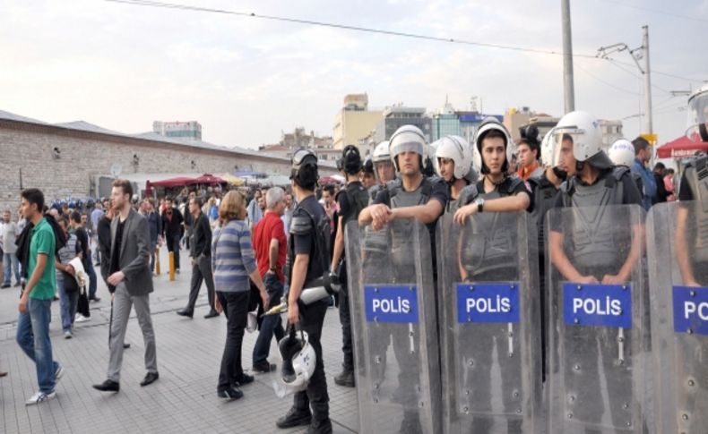 Taksim’de gerginlik: 13 gözaltı