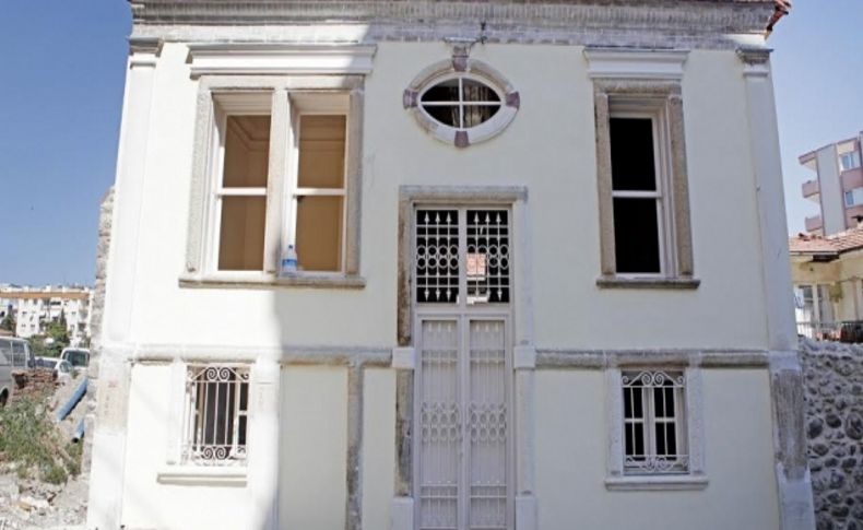 Tarihi ‘Bornova Evi’ gün yüzüne çıkıyor