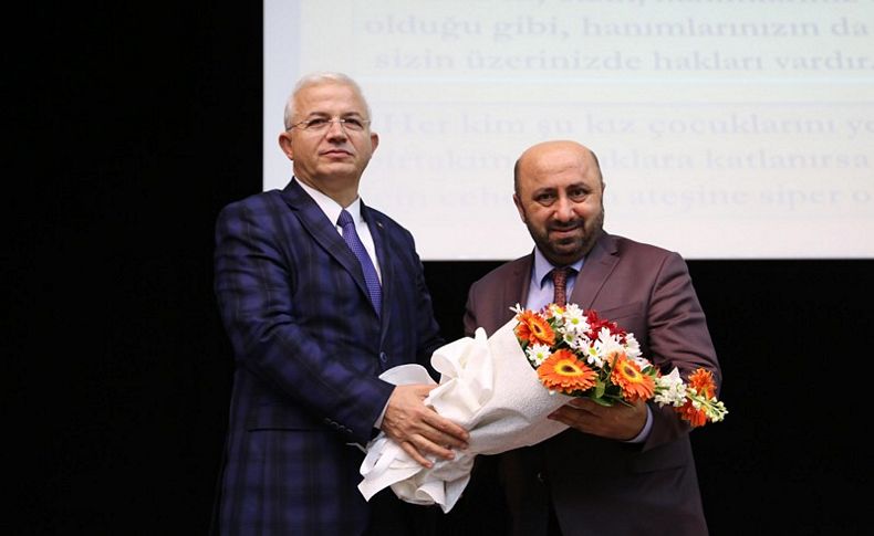 ‘Tarihin Akışını Değiştiren Kadınlar' konferansı