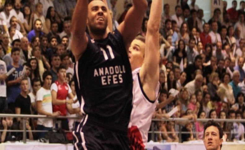 TED Ankara Kolejliler: 79 - Anadolu Efes: 96