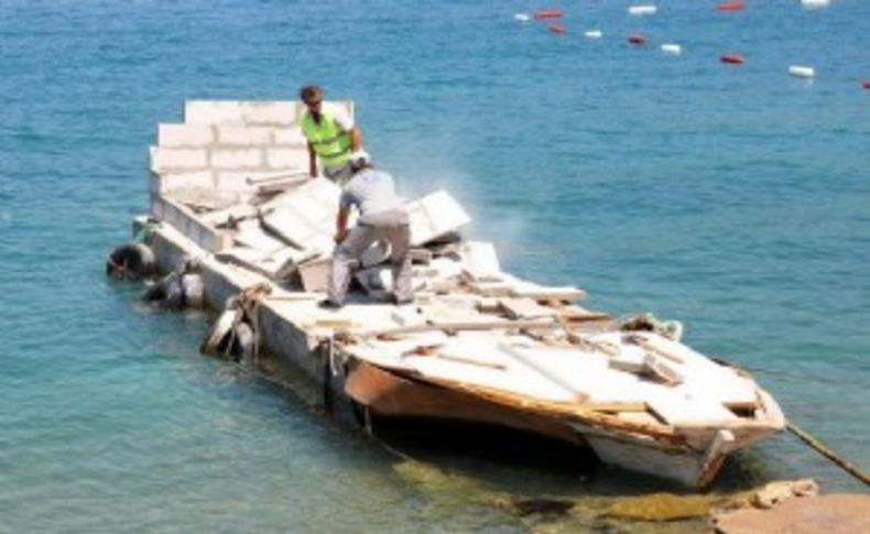 Bodrum'daki teknekondu yıkıldı