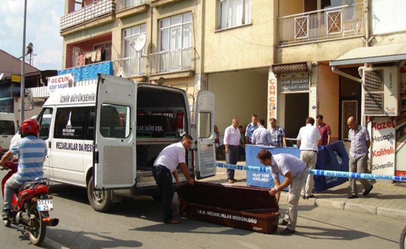 İzmir'de korkunç son: 6'ncı kattan ölüme atladı