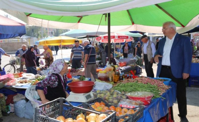 Torbalı'da organik pazarın ihalesi yapıldı