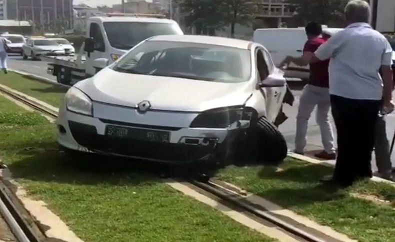 Tramvay hattına çıktı