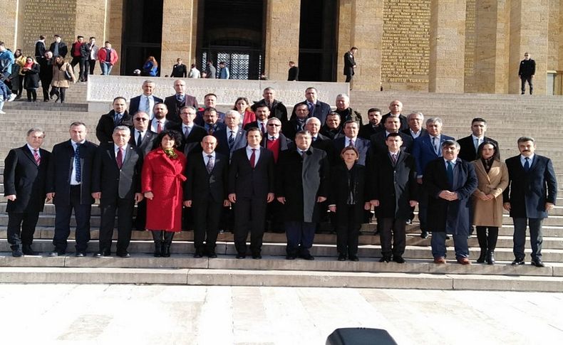 Tunç Soyer Anıtkabir'de