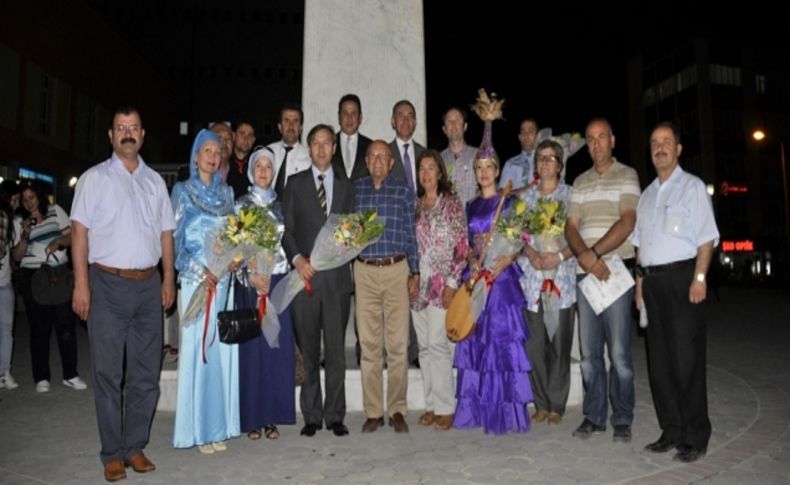 Türk dünyası şairleri Türkçe Parkı'nda