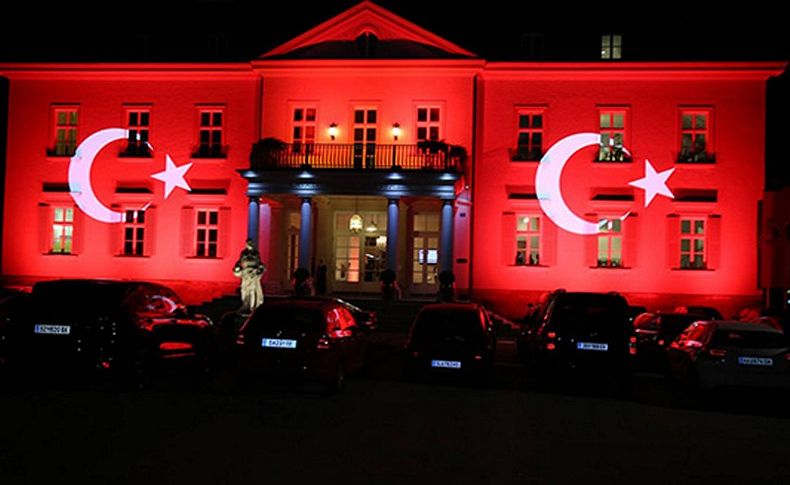 Türkiye'nin Salzburg başkonsolosluğuna saldırı!