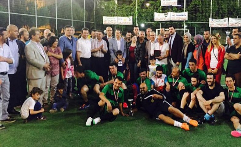 AK Gençlik Futbol Turnuvası'nda kazanan kardeşlik oldu