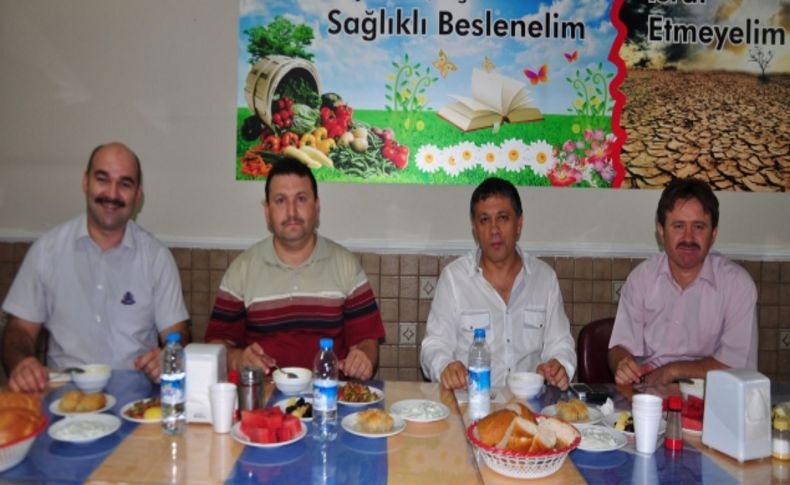 Ufuk Eğitim Kurumları ile Zaman Gazetesi, basın mensuplarını iftarda buluşturdu