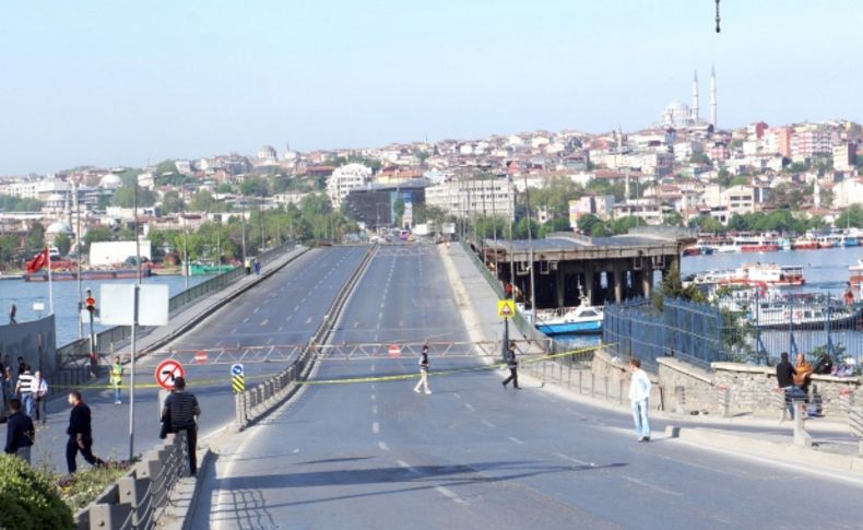 Unkapanı Köprüsü trafiğe kapatıldı