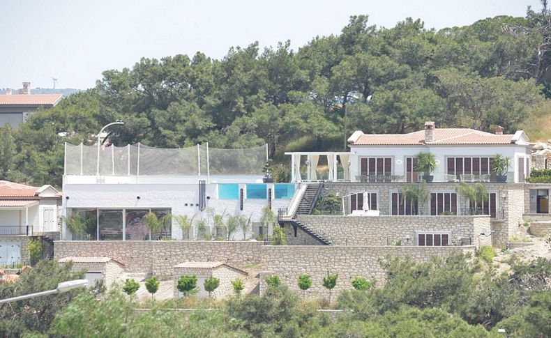 Ünlü futbolcunun Çeşme'deki villası tamamlandı