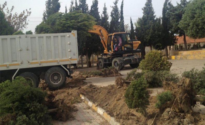 Urla'da parkın taşınmasına tepki