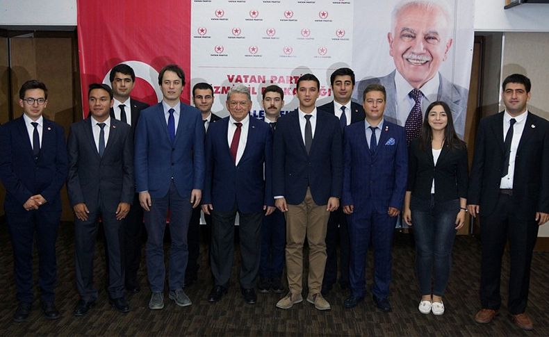 Vatan Partisi İzmir milletvekili adaylarını tanıttı