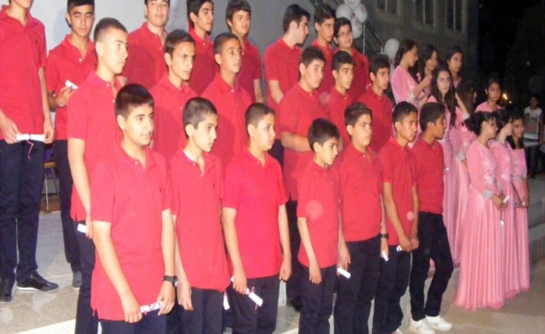 Viranşehir Çağlayan Baran Koleji 5. mezunlarını verdi