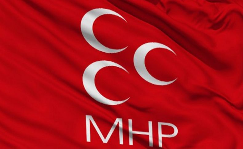 MHP Bayraklı'da istifalar sürüyor