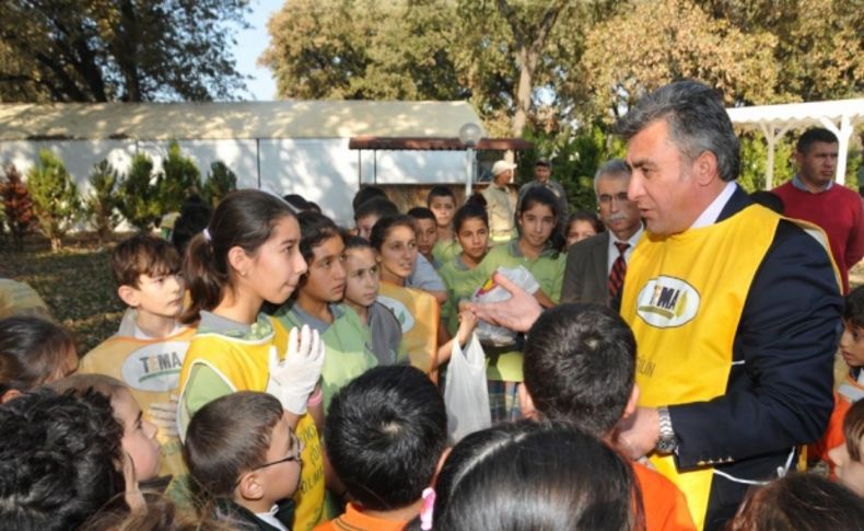 Yavru TEMA’cılar palamut topladı