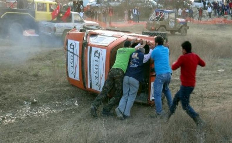 (Yeniden) Off-Road Yarişi Nefes Kesti