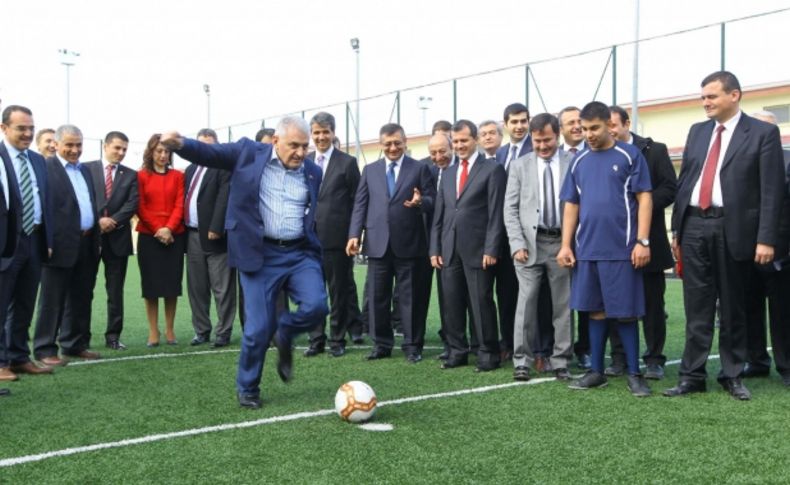 Yıldırım ve Ergin Şakran Cezaevi'ni ziyaret etti