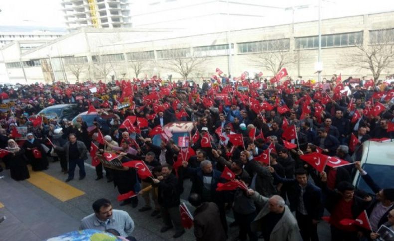 İzmir'de kayyum tepkisi