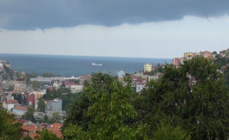 Zonguldak açıklarında hortum görüldü